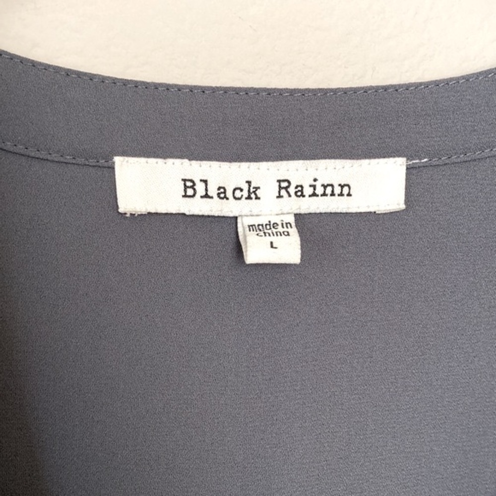 Black Rainn Grey Blouse - Picture 2 of 6